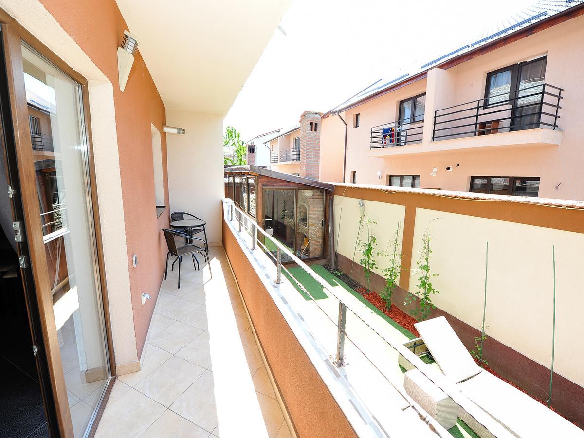 Casa Bella Apartments Bragadiru Exteriör bild